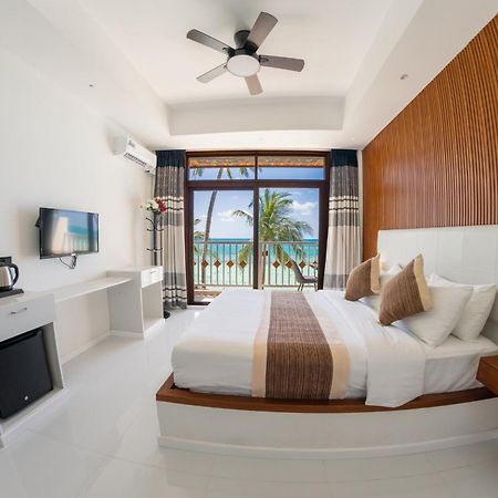 Heron Beach Hotel - The Best Maldivian Getaway In Dhiffushi,Maldives Ngoại thất bức ảnh